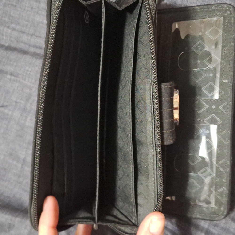 Vera Bradley Quilted Black Wallet - Picture 4 of 4